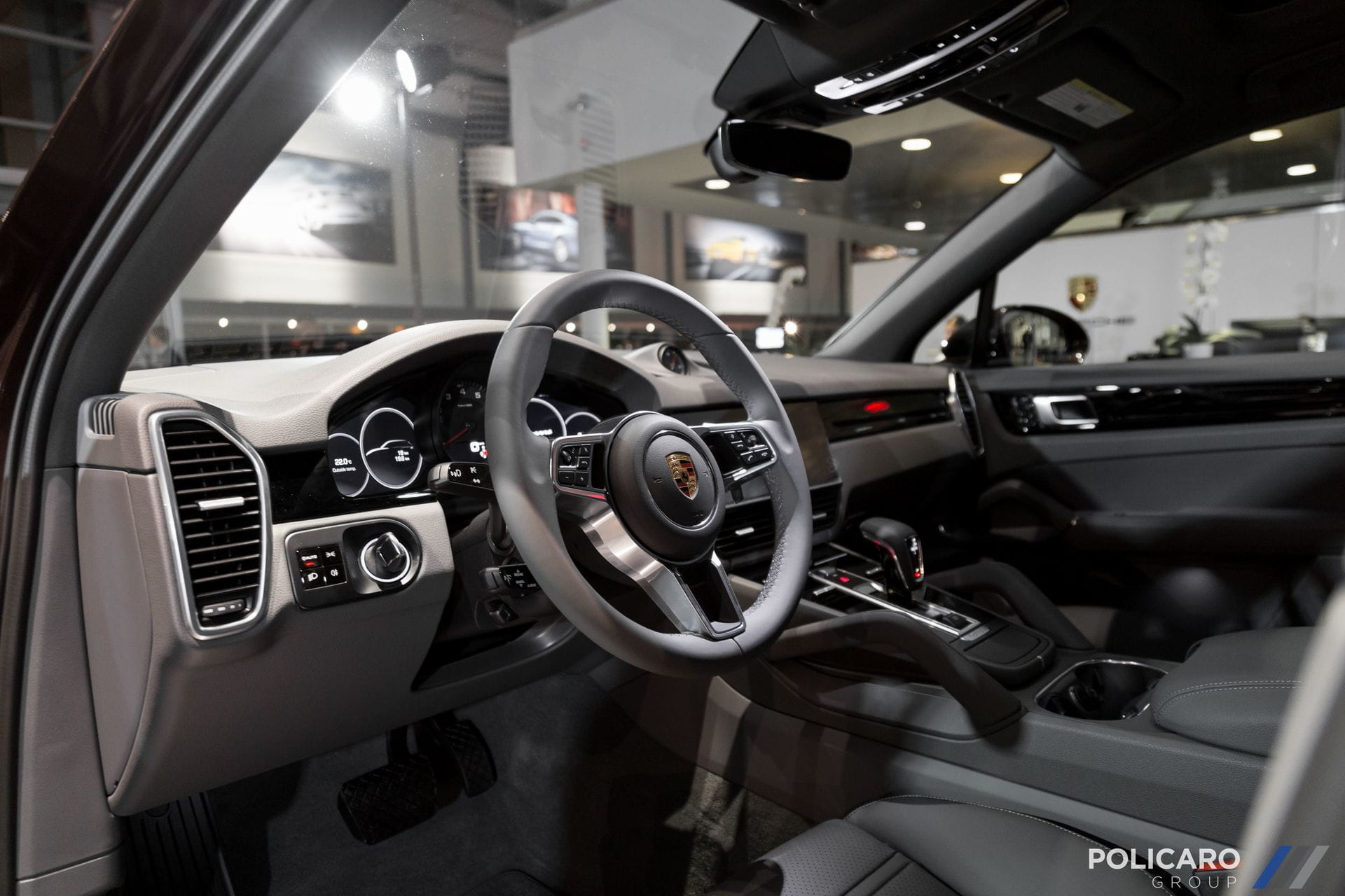 2019 Porsche Cayenne interior